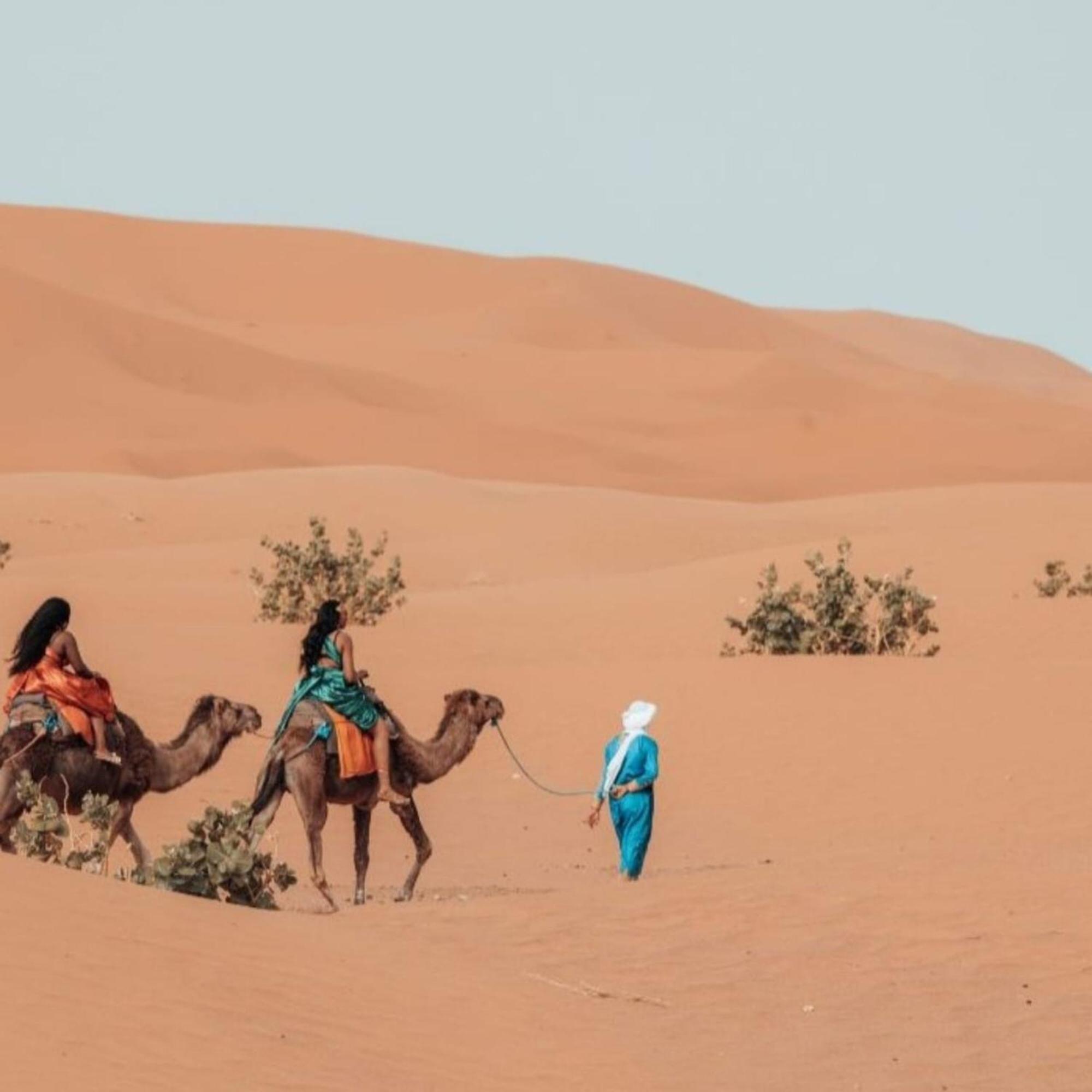 Готель Unique Sahara Camp Мерзуга Екстер'єр фото