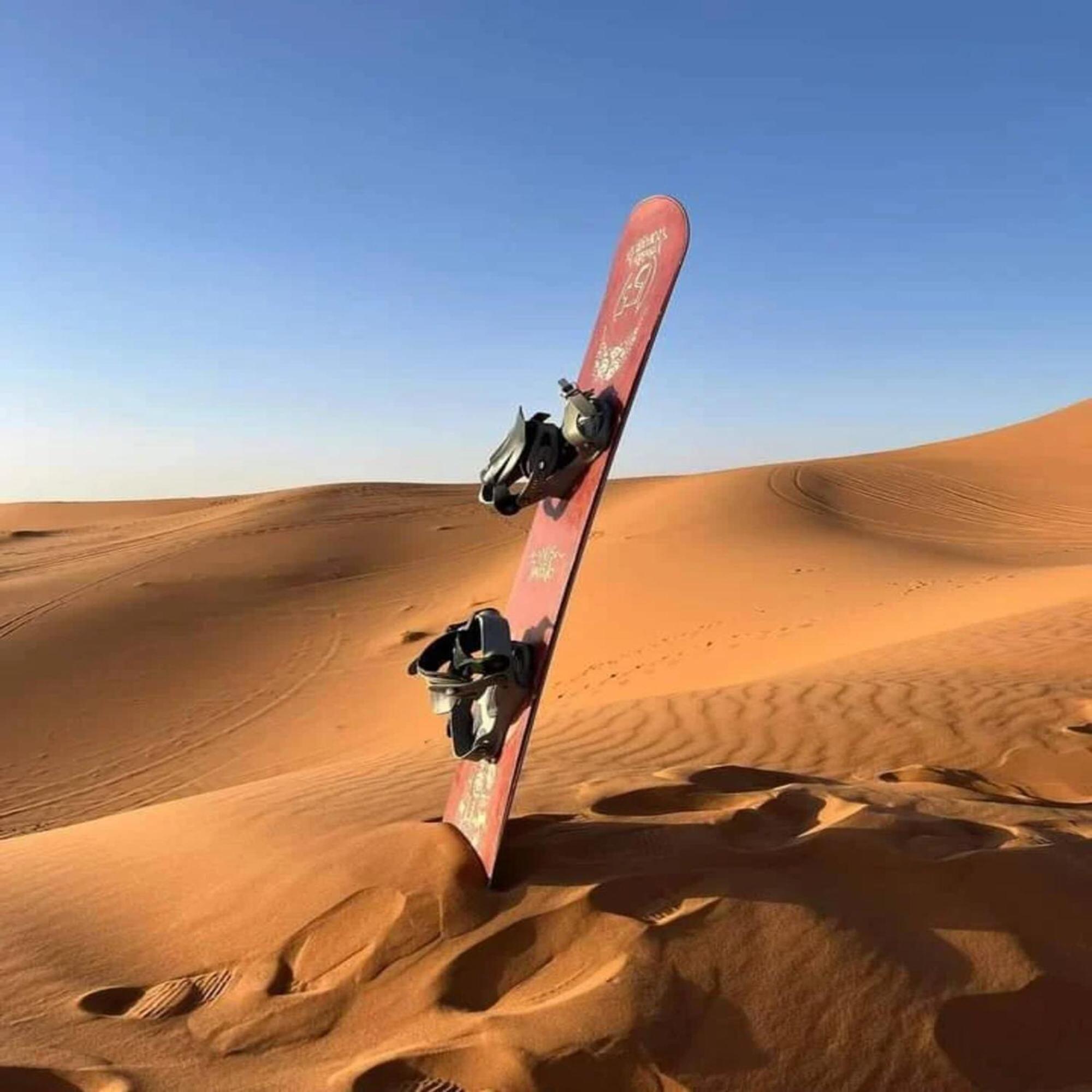Готель Unique Sahara Camp Мерзуга Екстер'єр фото