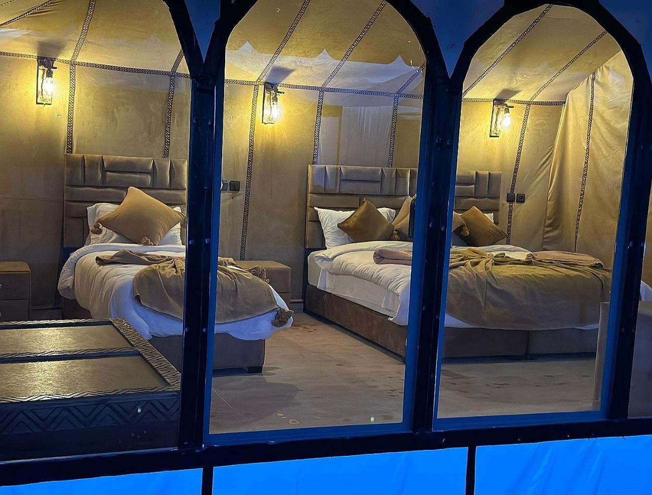 Готель Unique Sahara Camp Мерзуга Екстер'єр фото